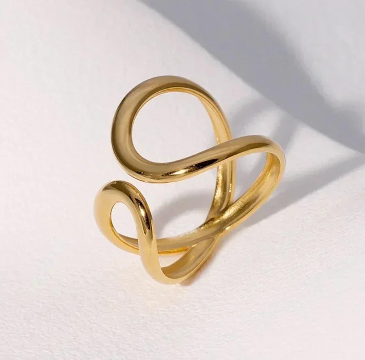 Anillo Escultórico Ondas
