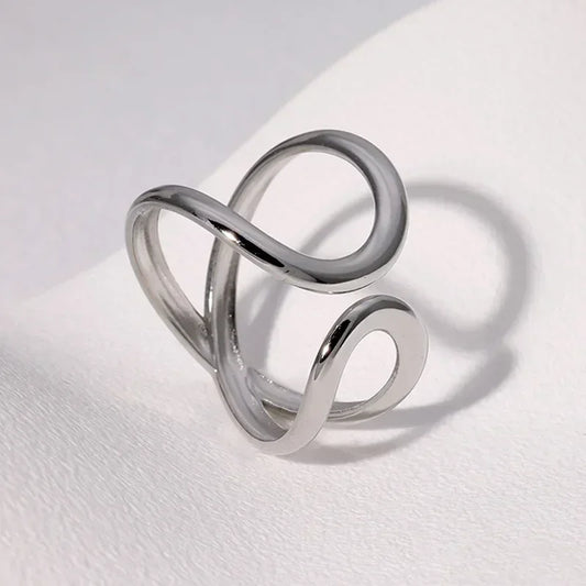 Anillo Escultórico Ondas